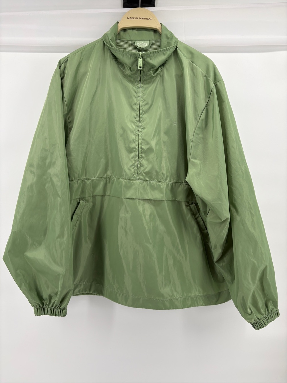 Bala S/M Sage Green Half Zip Anorak Windbreaker Jacket Mesh Lined NWOT